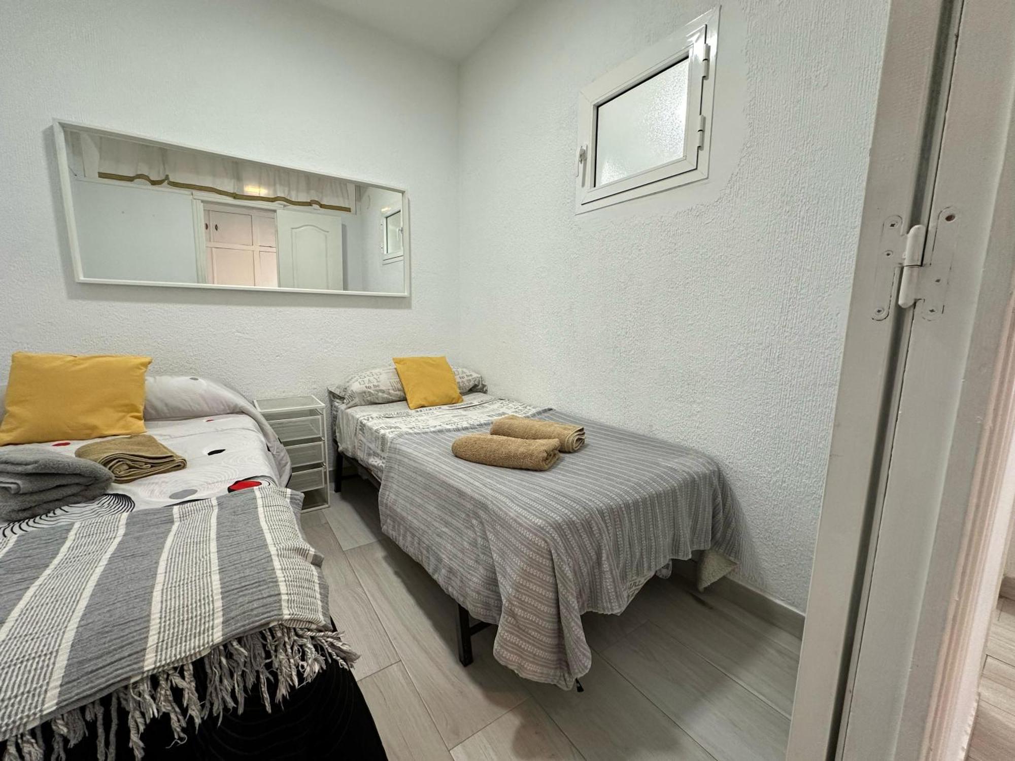 Cg131 - Centro 50 Metros, Playa 650 Metros, Wifi, Fire Stick Amazon Lägenhet Torremolinos Exteriör bild